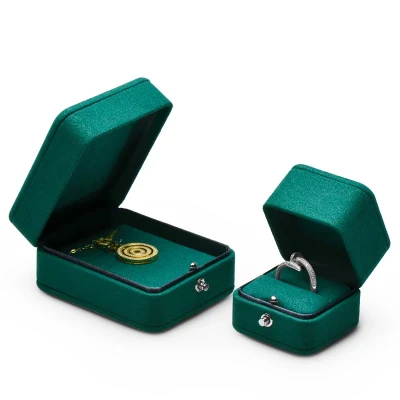 Fashion Newly Green Microfiber Snap Button Ring Case Pendant Box Jewelry Storage Organizer Gift Package for Engagement